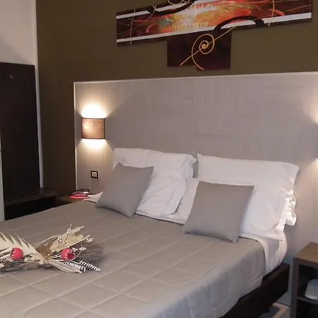 Hotel Montepizzo 3*
