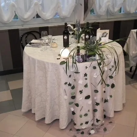 Montepizzo Hotel Lizzano In Belvedere