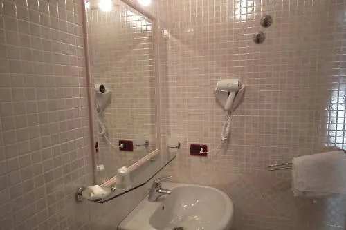 Montepizzo Hotel Lizzano In Belvedere